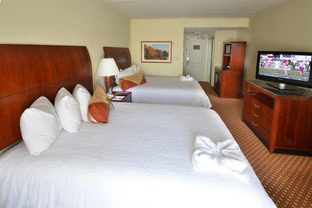 Hilton Garden Inn Greensboro Luaran gambar