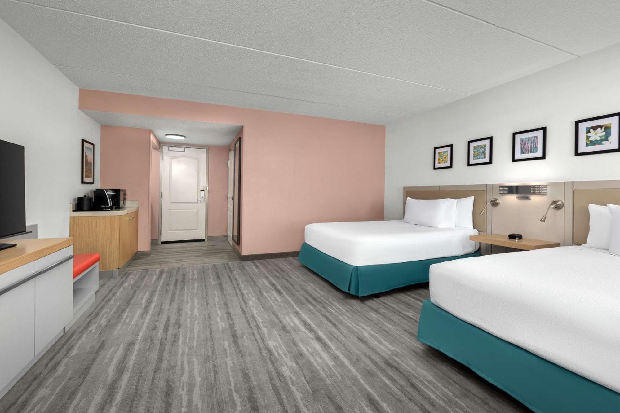 Hilton Garden Inn Greensboro Luaran gambar