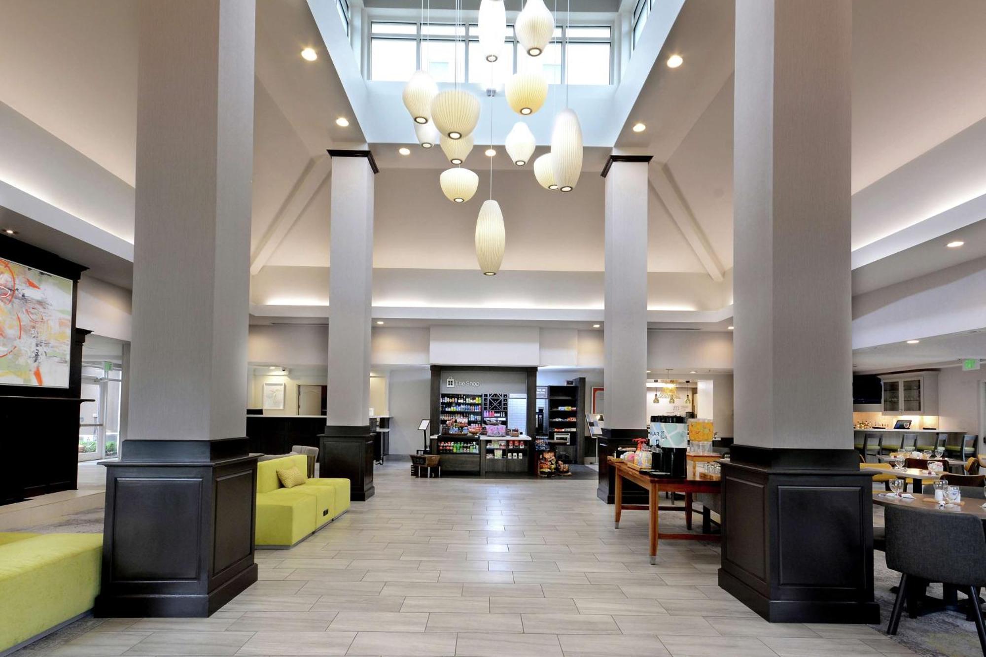 Hilton Garden Inn Greensboro Luaran gambar