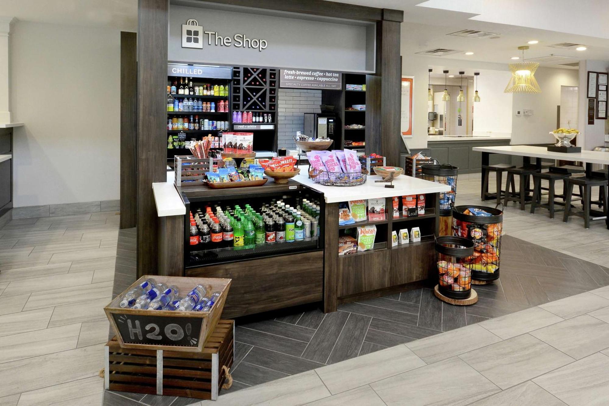 Hilton Garden Inn Greensboro Luaran gambar