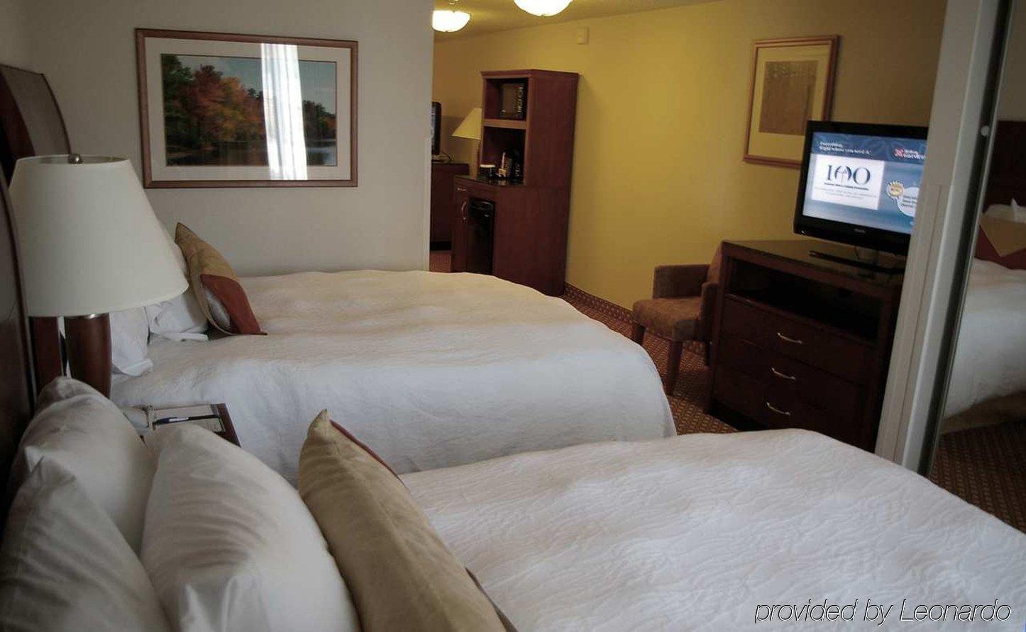Hilton Garden Inn Greensboro Bilik gambar
